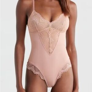 Pinsy Sculpting Lace Shaping Bodysuit Large